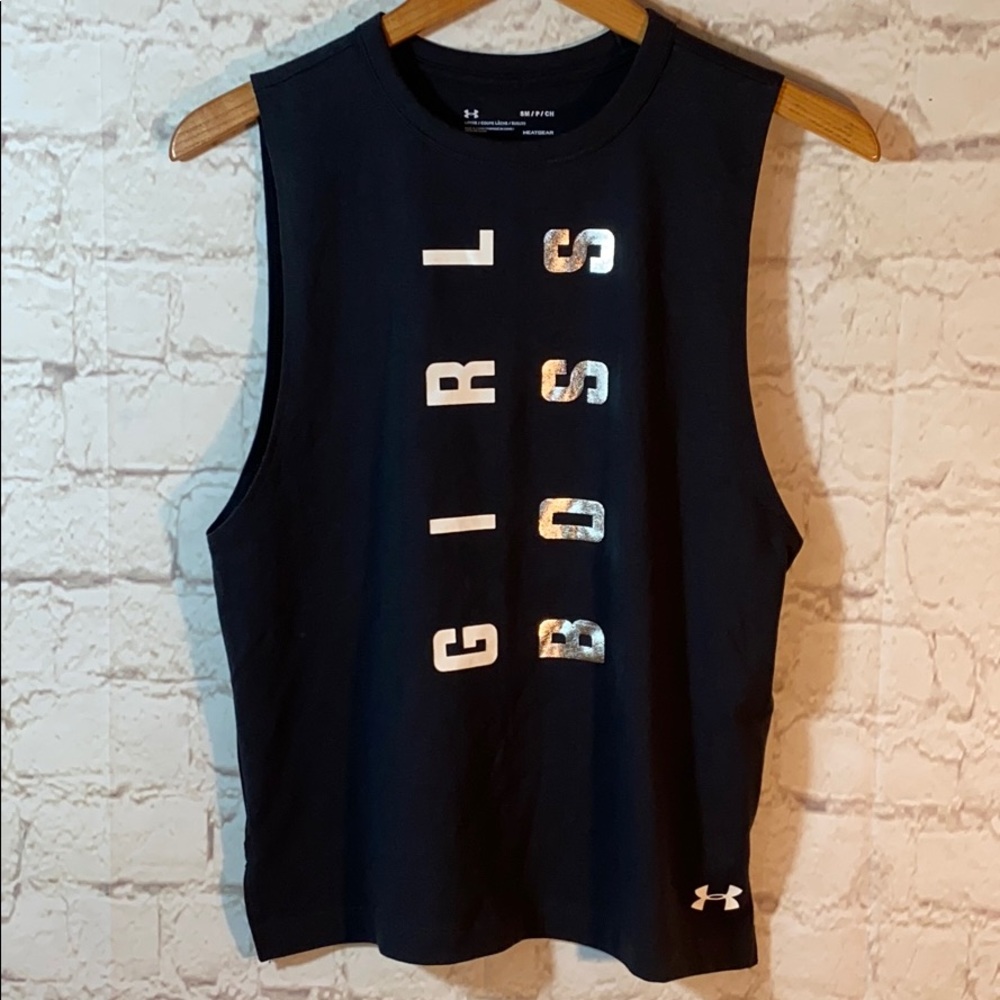 *UNDER ARMOUR GIRL BOSS GLITTER FONT TANK